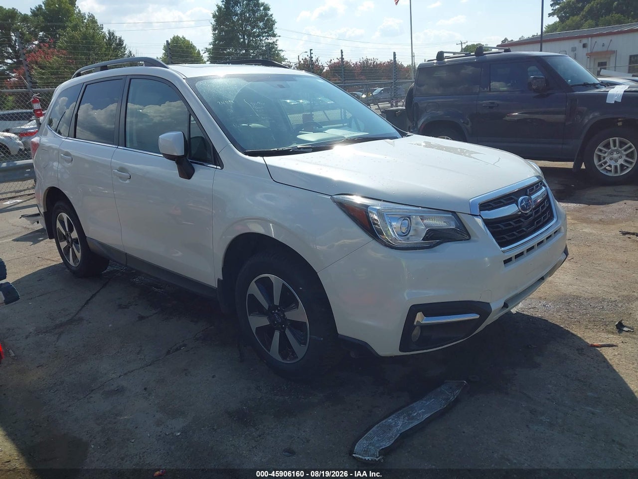 JF2SJARC0JH****** · 2018 SUBARU FORESTER 2.5I LIMITED