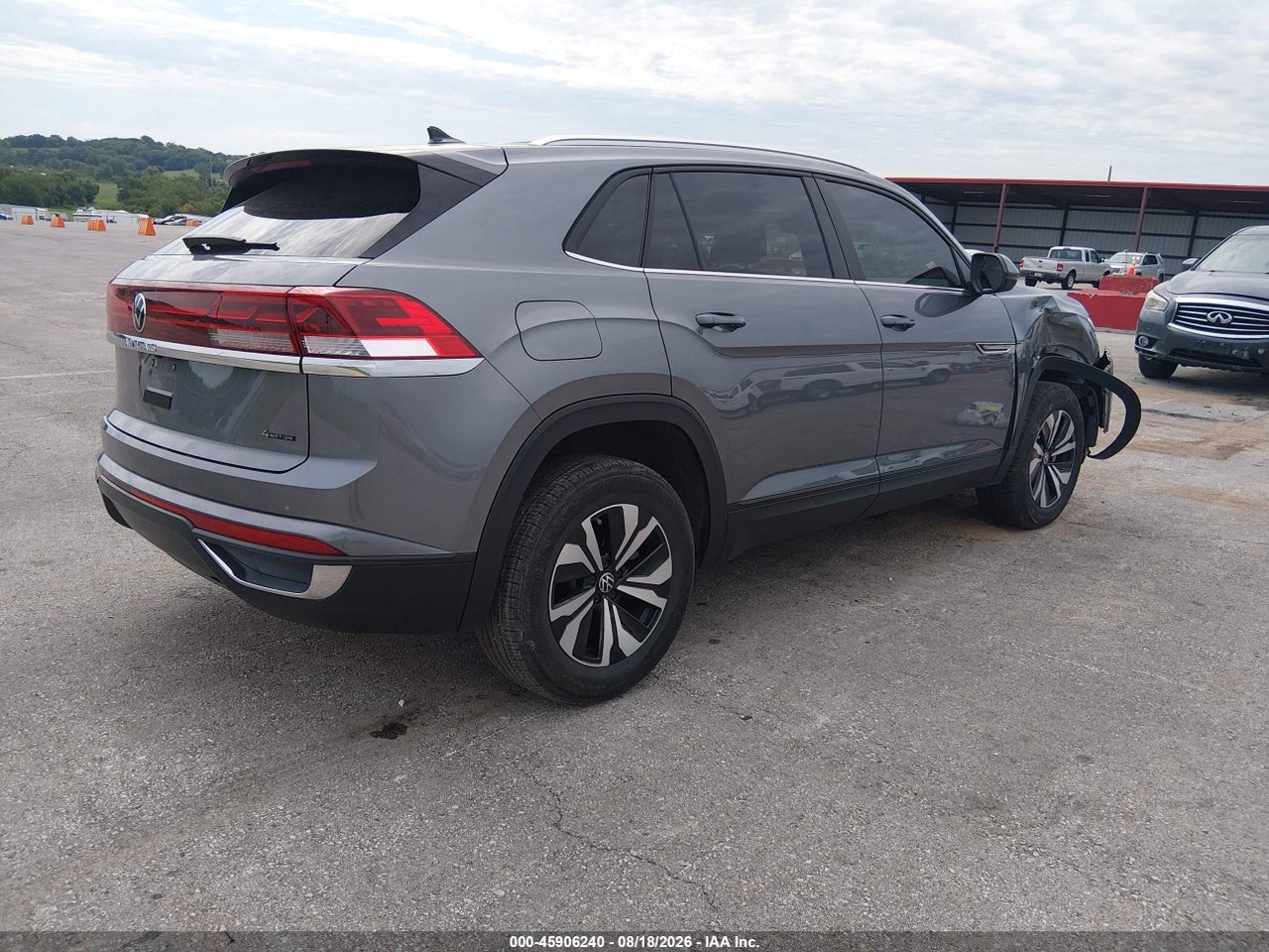 2024 VOLKSWAGEN ATLAS CROSS SPORT 2.0T SE · 4/11