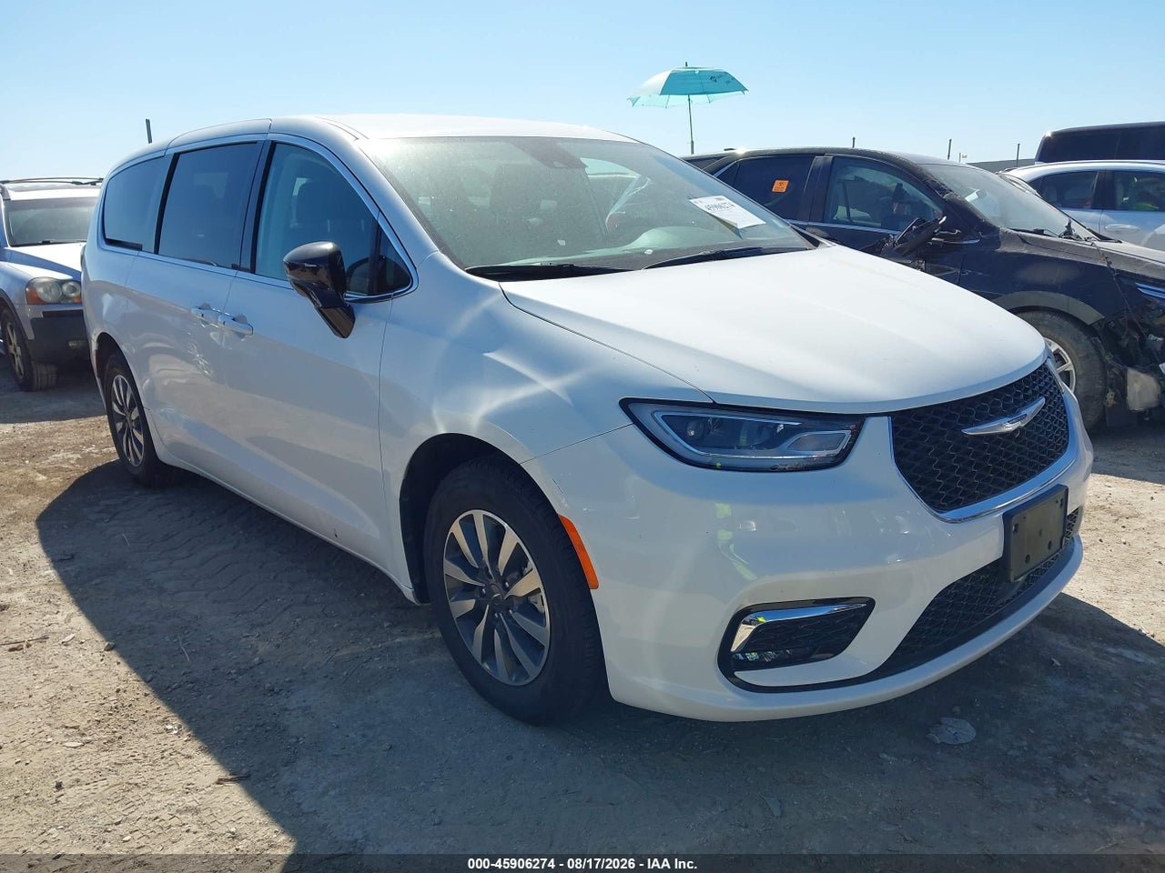 2C4RC1S76RR****** · 2024 CHRYSLER PACIFICA HYBRID SELECT
