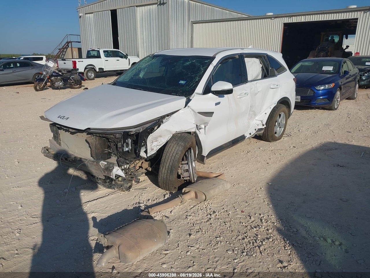 2026 KIA SORENTO LX · 2/11