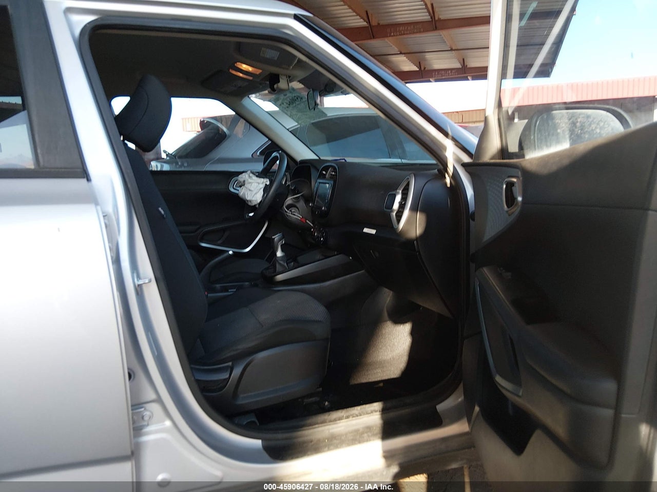 2020 KIA SOUL LX · 5/11