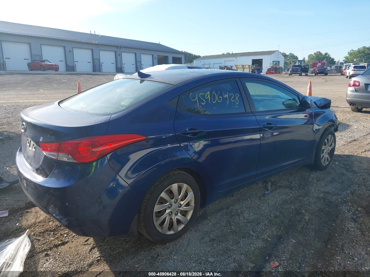 2013 HYUNDAI ELANTRA GLS · 4/10