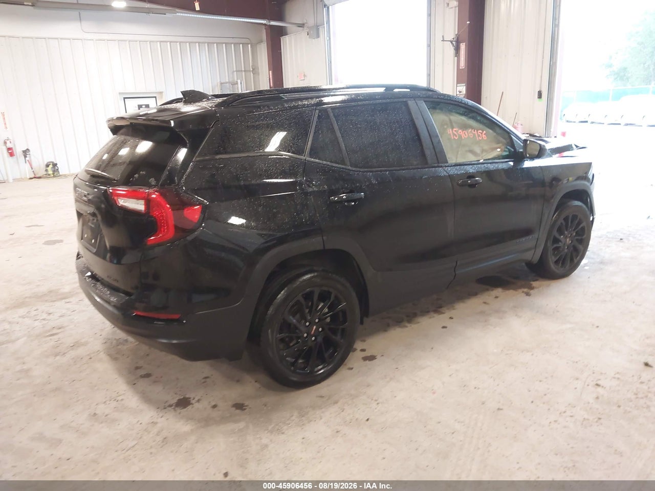 2024 GMC TERRAIN AWD SLE · 4/11