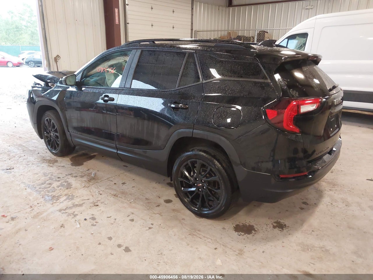 2024 GMC TERRAIN AWD SLE · 3/11