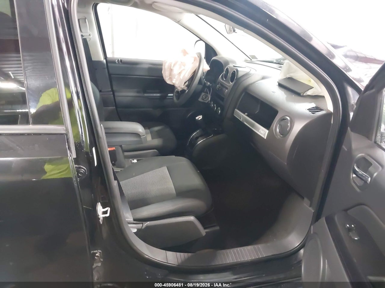 2015 JEEP COMPASS SPORT · 5/11