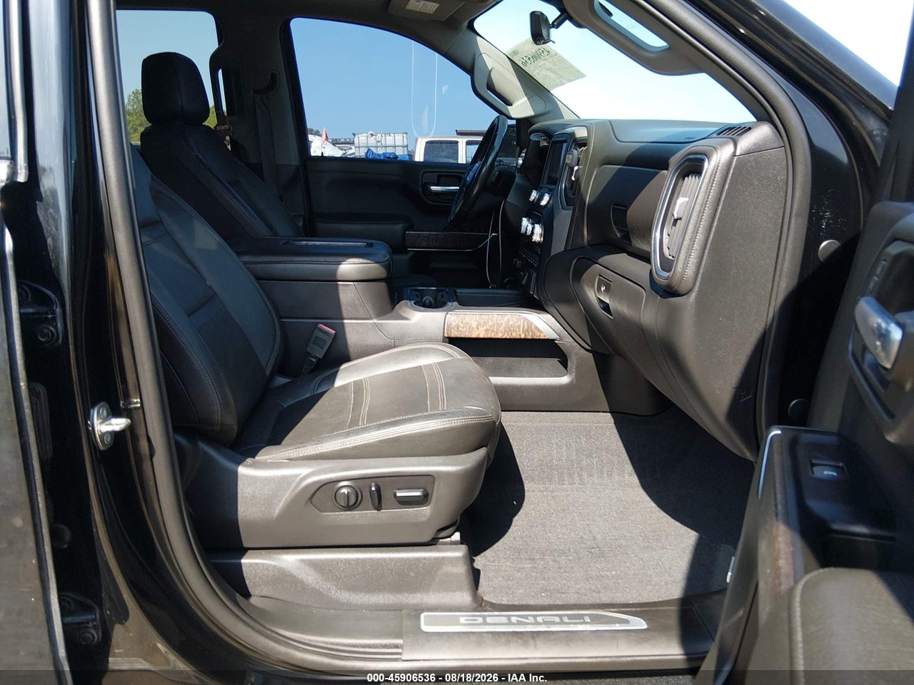 2019 GMC SIERRA 1500 DENALI · 5/11