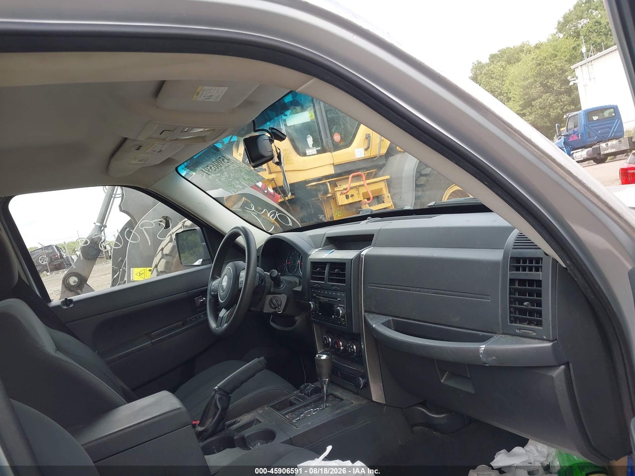 2012 JEEP LIBERTY SPORT · 5/11
