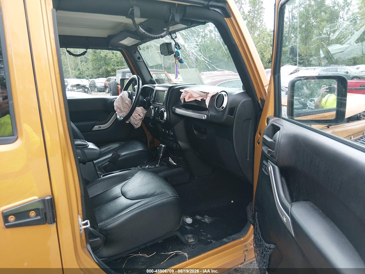 2014 JEEP WRANGLER UNLIMITED SAHARA · 5/11