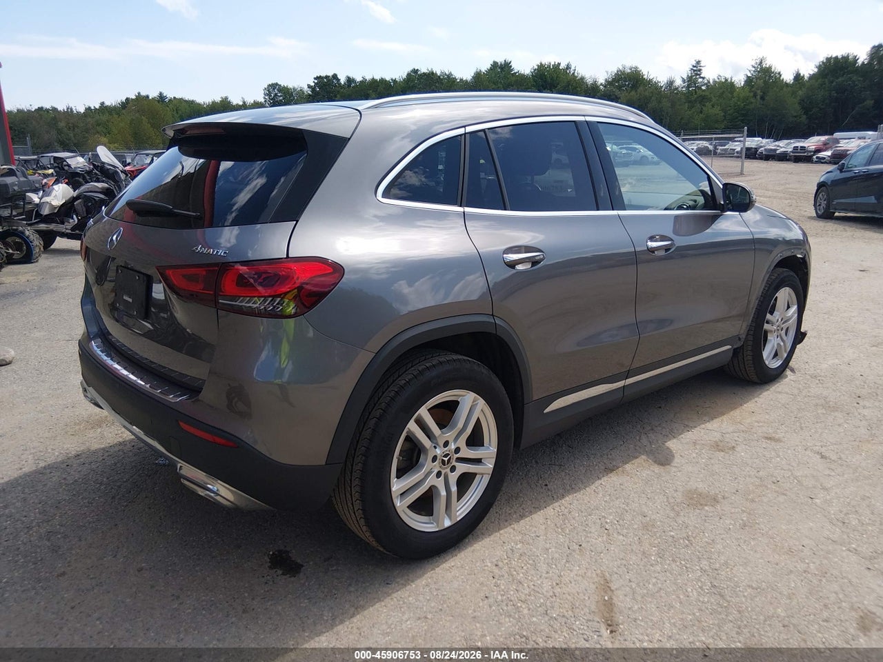 2021 MERCEDES-BENZ GLA 250 4MATIC · 4/11
