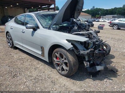 2019 KIA STINGER GT2