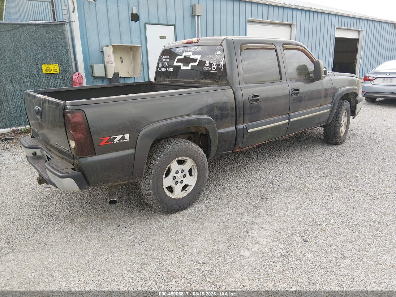 2004 CHEVROLET SILVERADO 1500 Z71 · 4/11