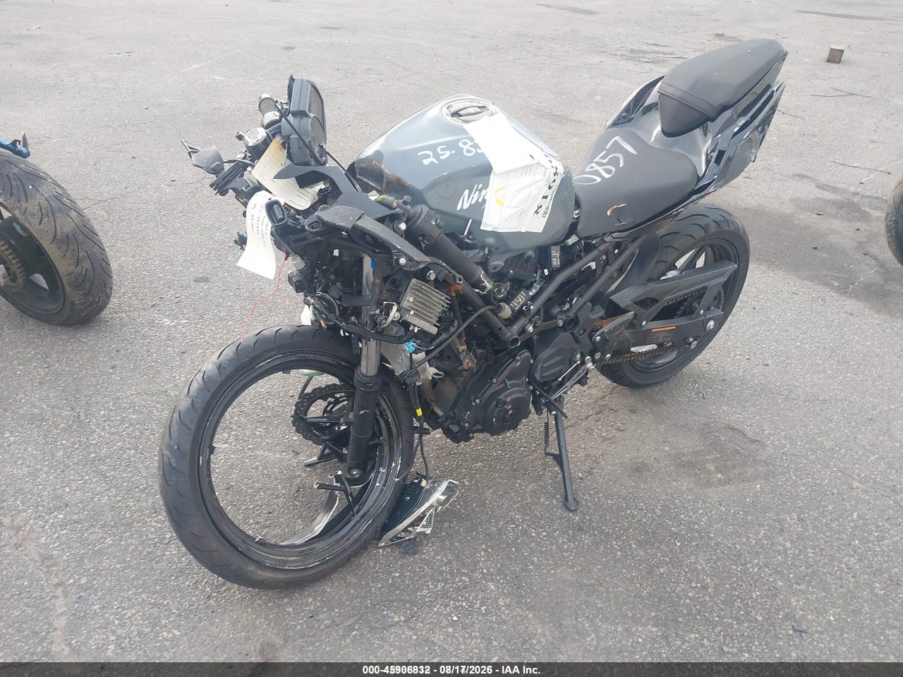2018 KAWASAKI EX400 · 2/11
