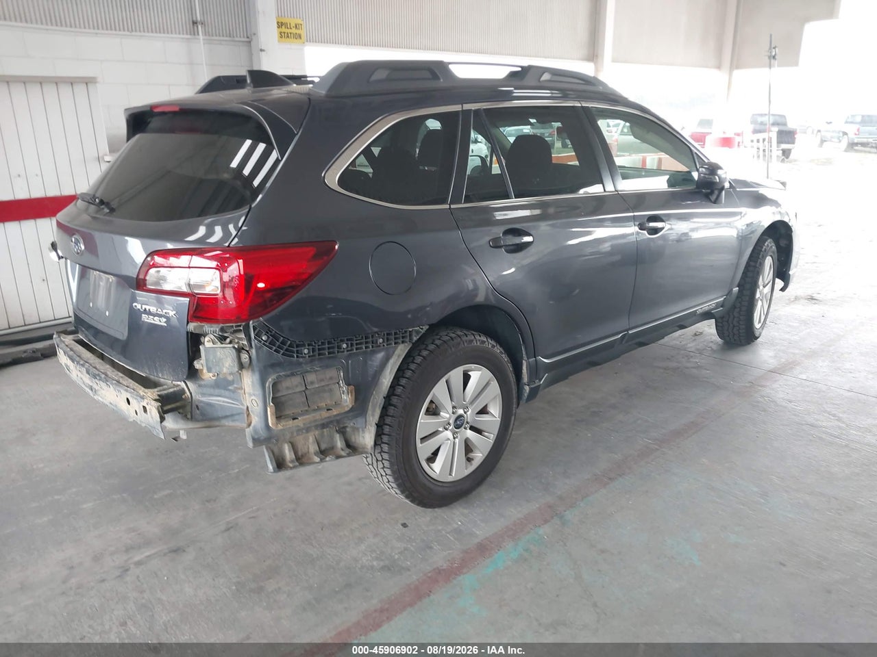 2017 SUBARU OUTBACK 2.5I PREMIUM · 4/11