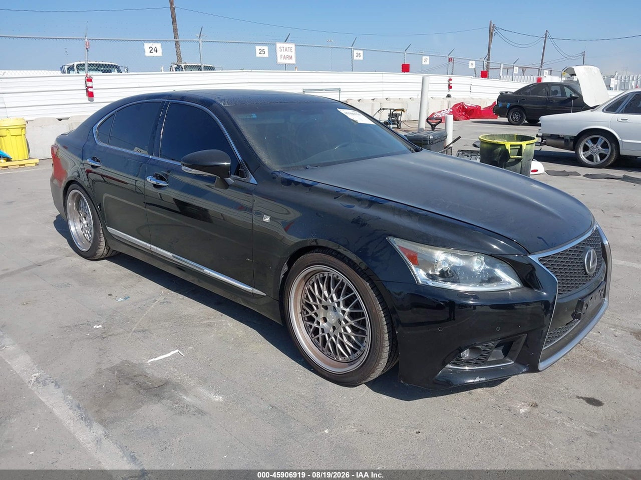 JTHBL5EF7D5****** · 2013 LEXUS LS 460
