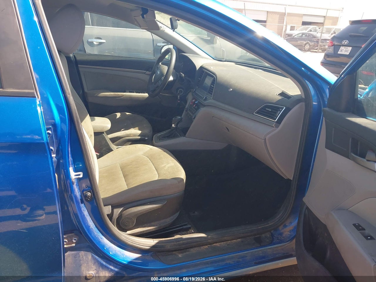 2018 HYUNDAI ELANTRA SEL · 5/11