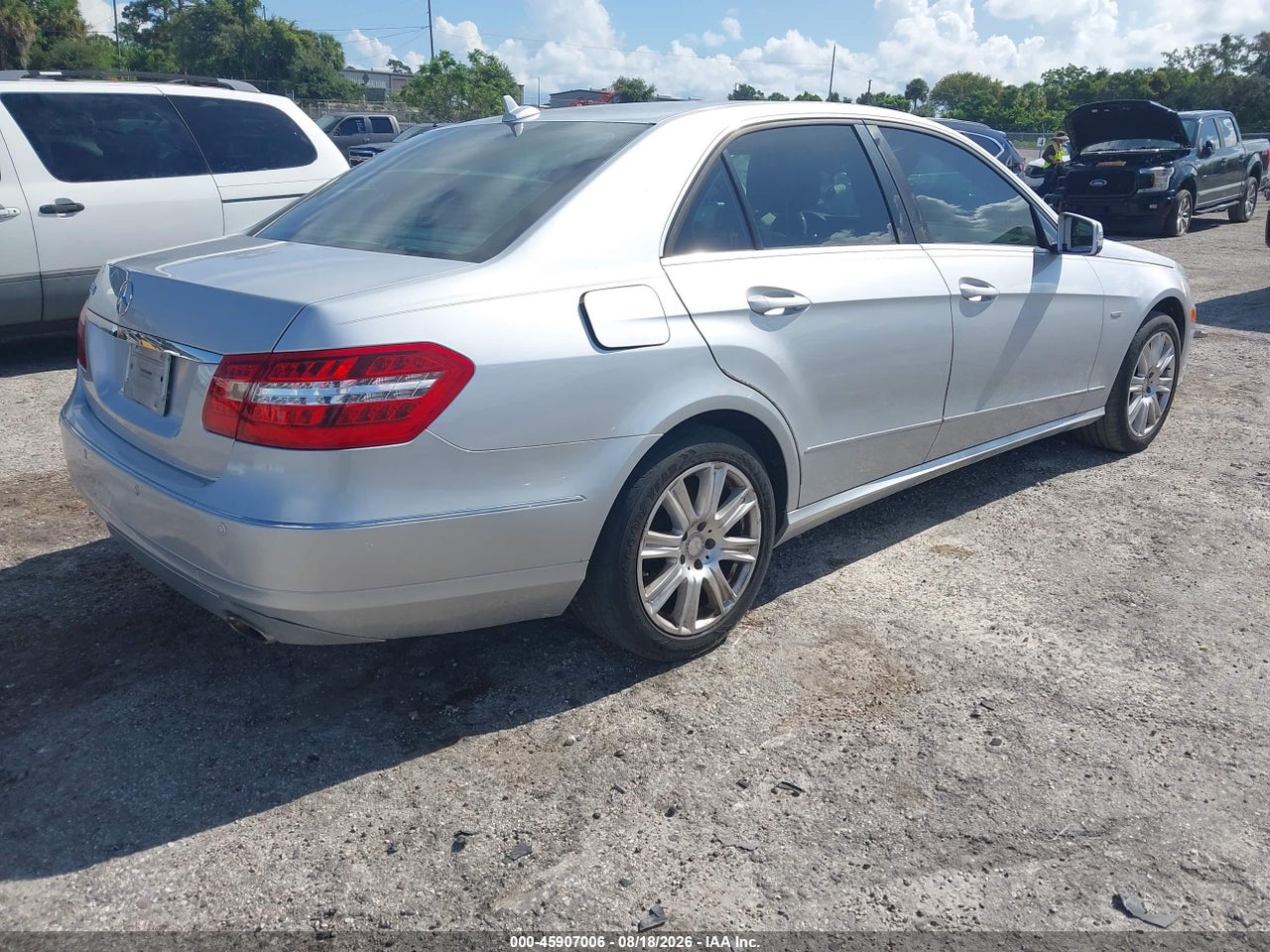 2012 MERCEDES-BENZ E 350   · 4/11