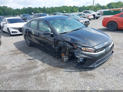3KPF24AD6PE****** · 2023 KIA FORTE LXS