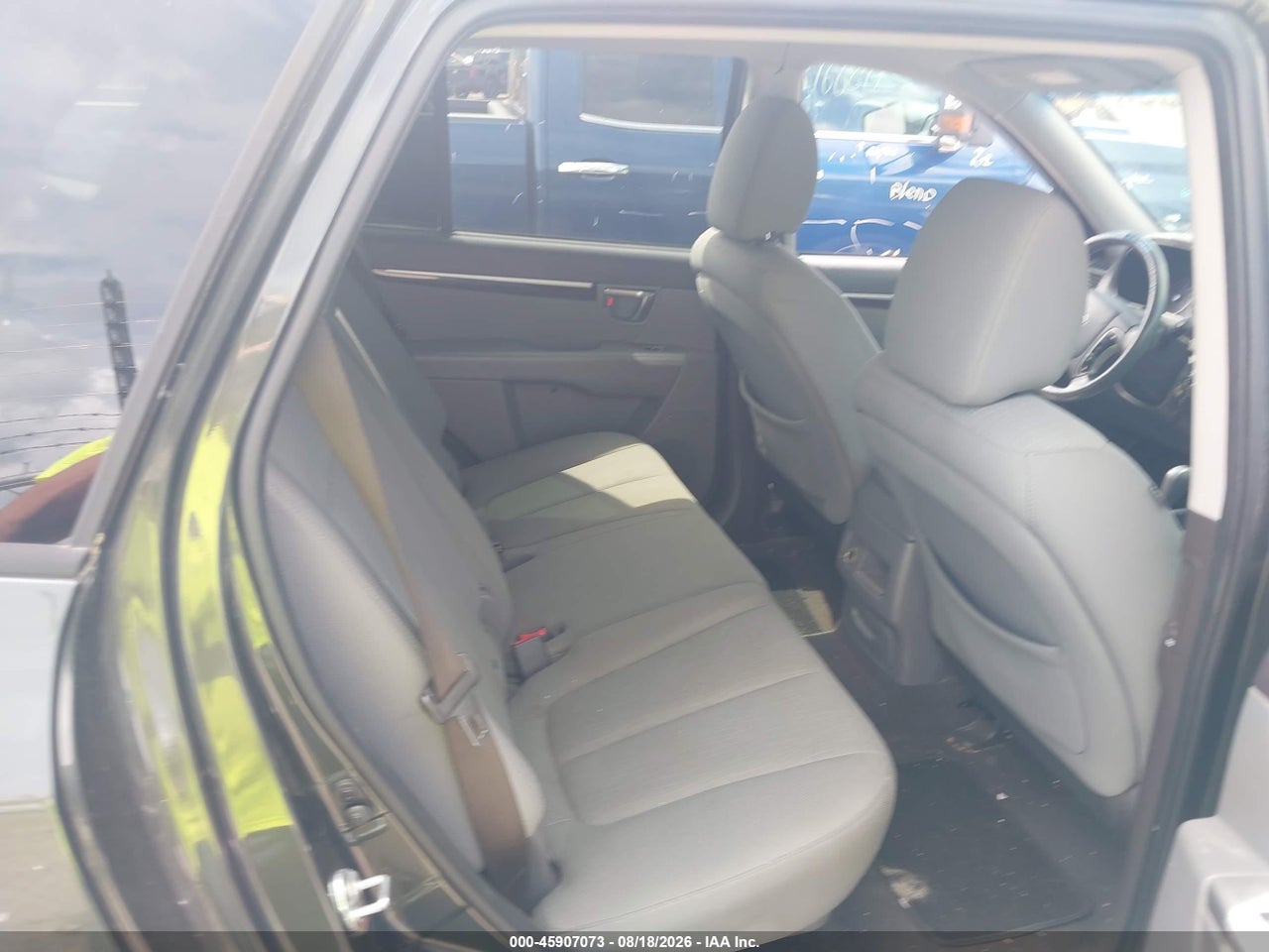 5XYZGDAB7BG****** · 2011 HYUNDAI SANTA FE GLS · 8/11