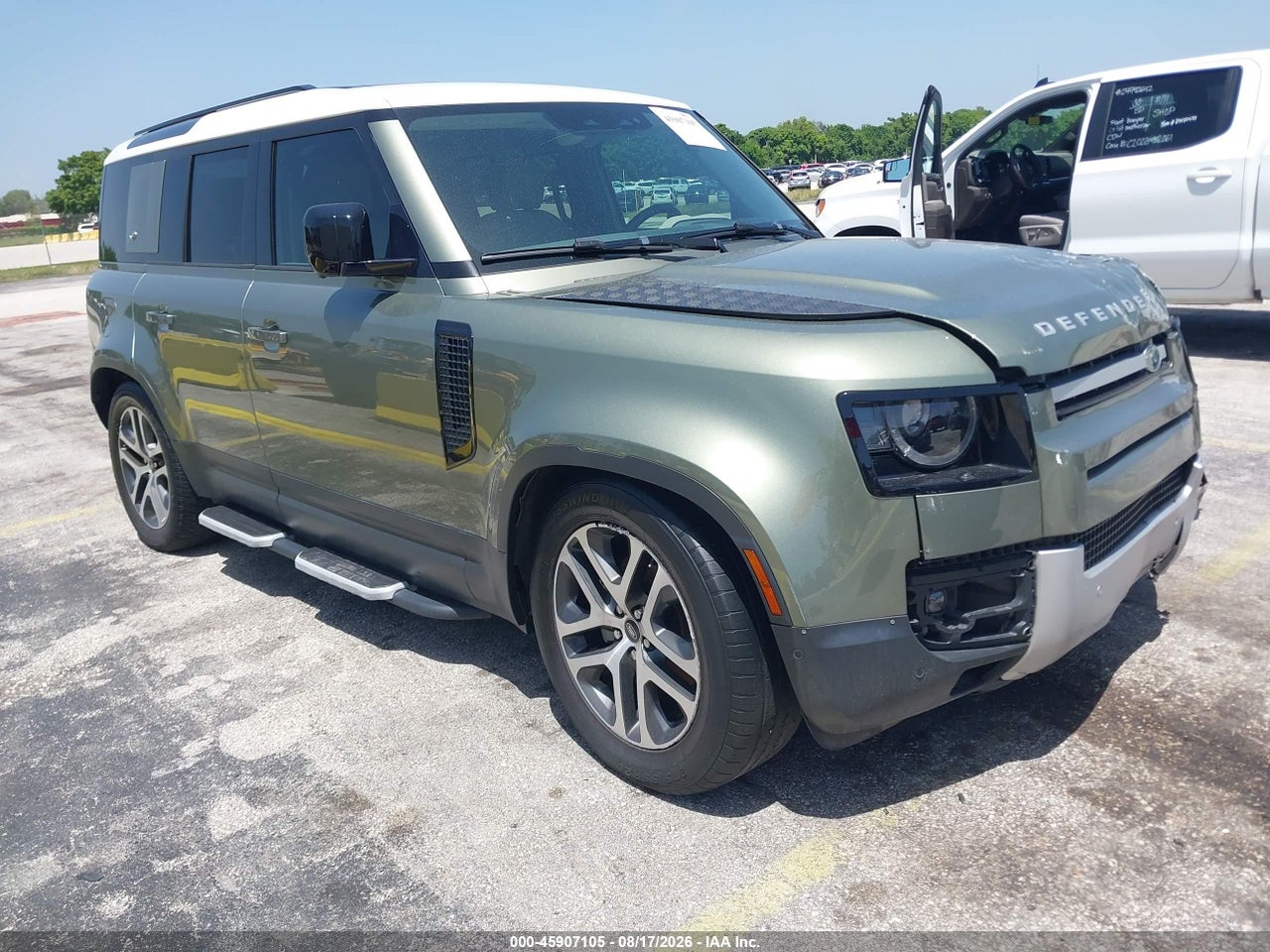 SALEJ7RX5N2****** · 2022 LAND ROVER DEFENDER 110 S