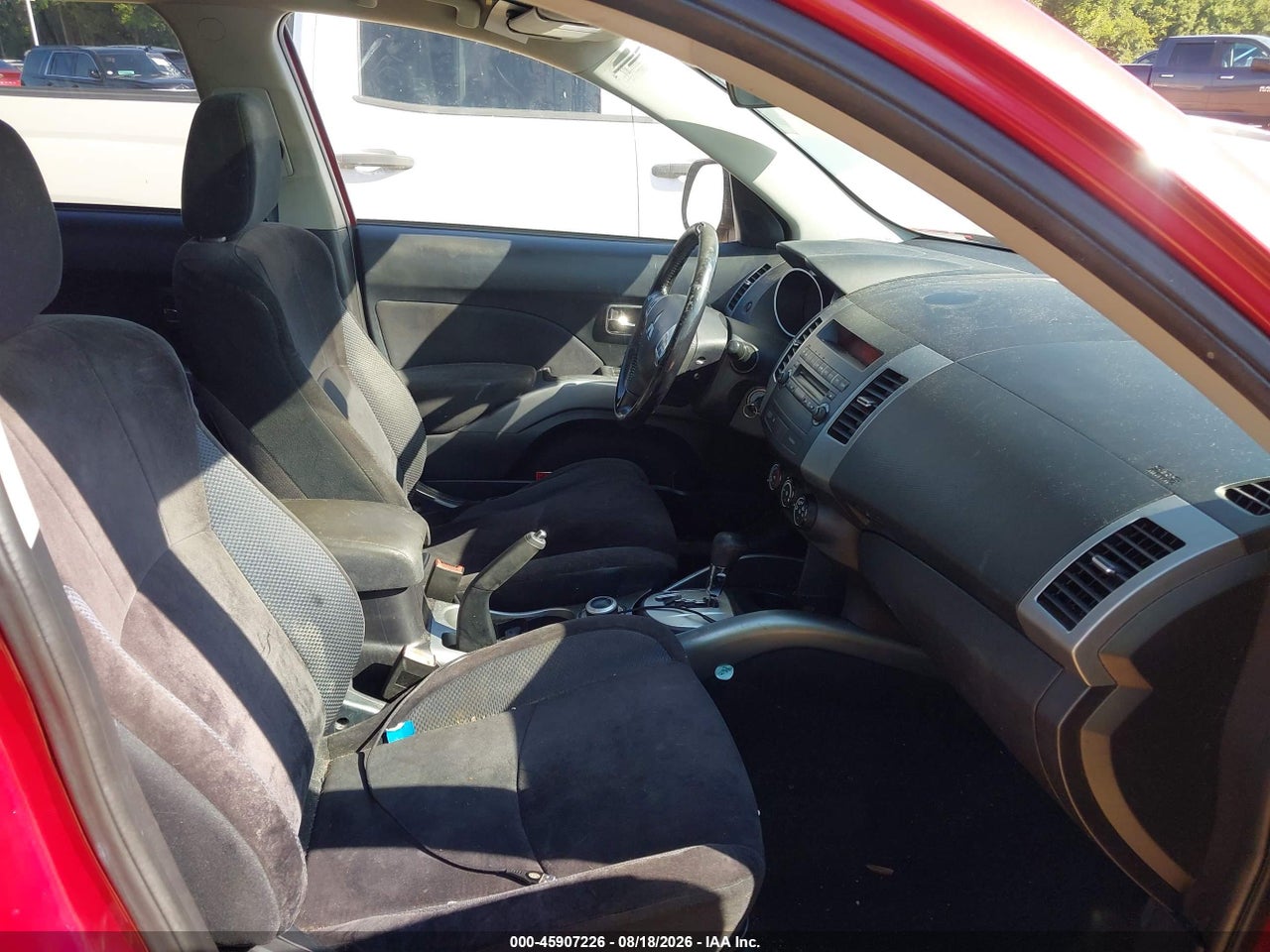 2010 MITSUBISHI OUTLANDER ES · 5/11