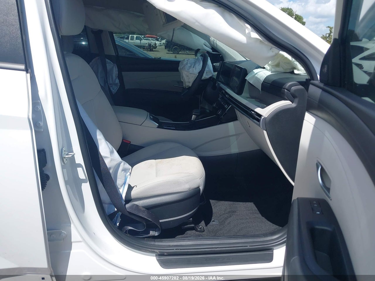 2025 HYUNDAI TUCSON SEL · 5/11