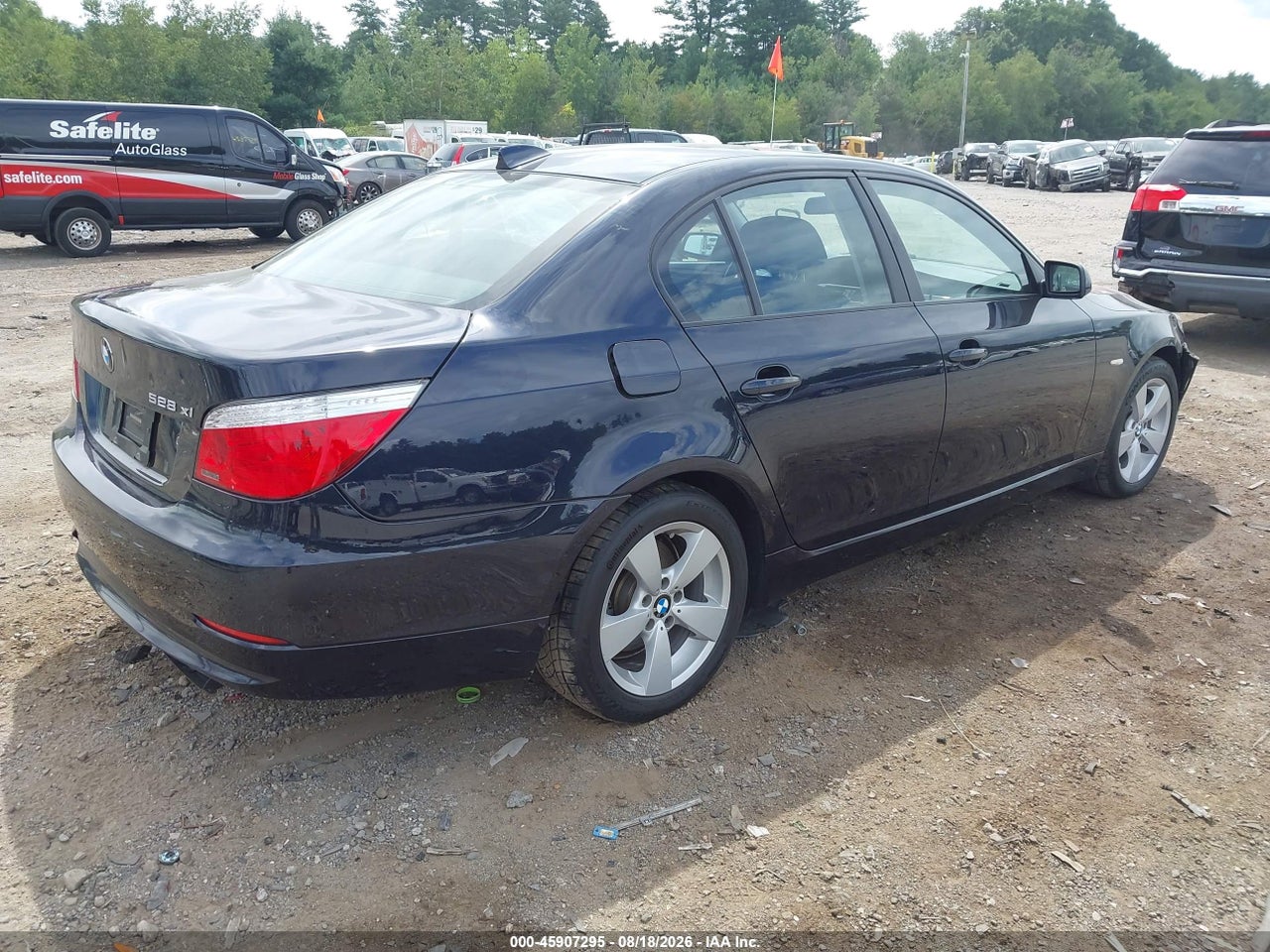 2008 BMW 528XI · 4/10