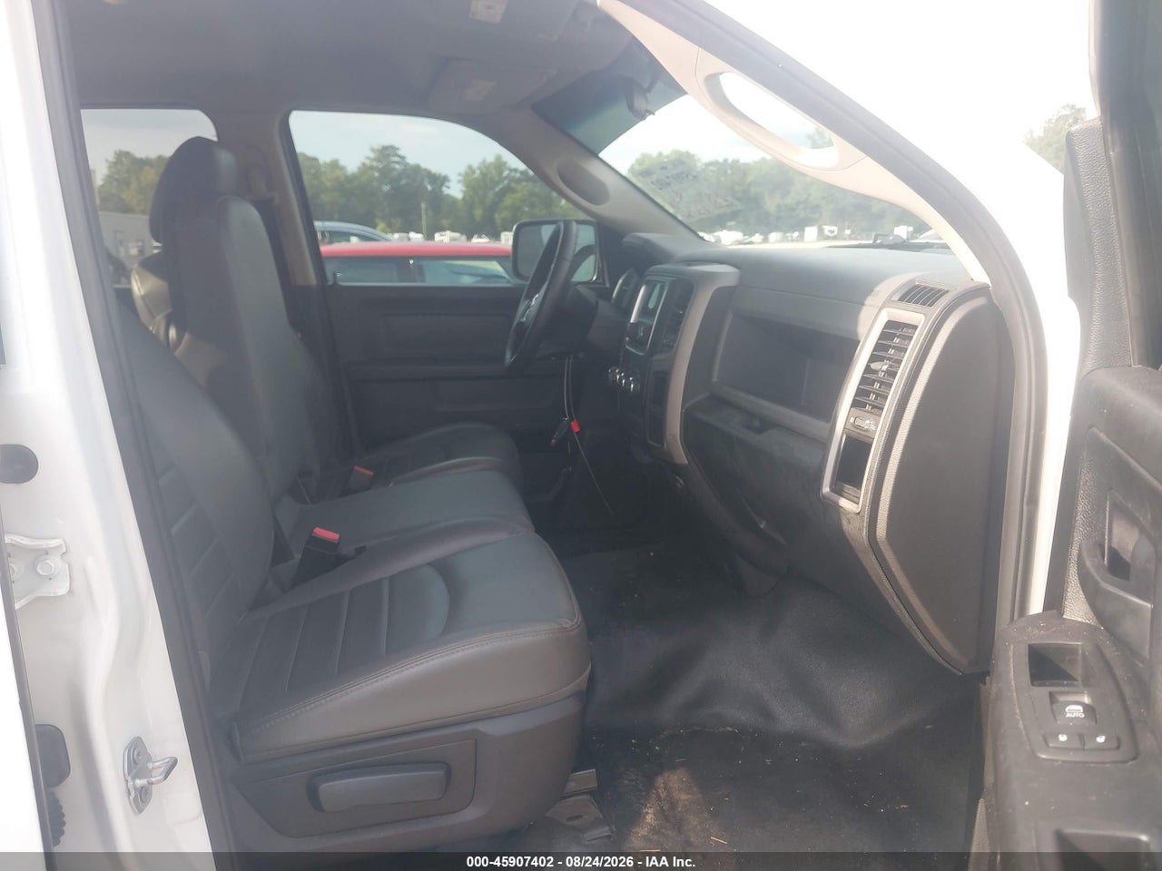 2016 RAM 1500 TRADESMAN · 5/11