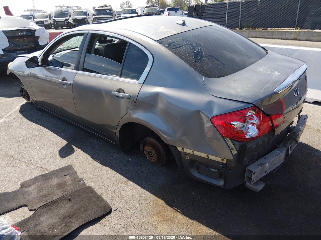 2013 INFINITI G37 JOURNEY · 3/10