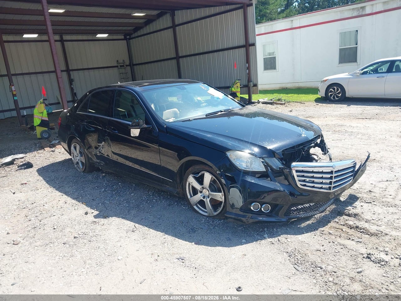 WDDHF8HB1AA****** · 2010 MERCEDES-BENZ E 350 4MATIC