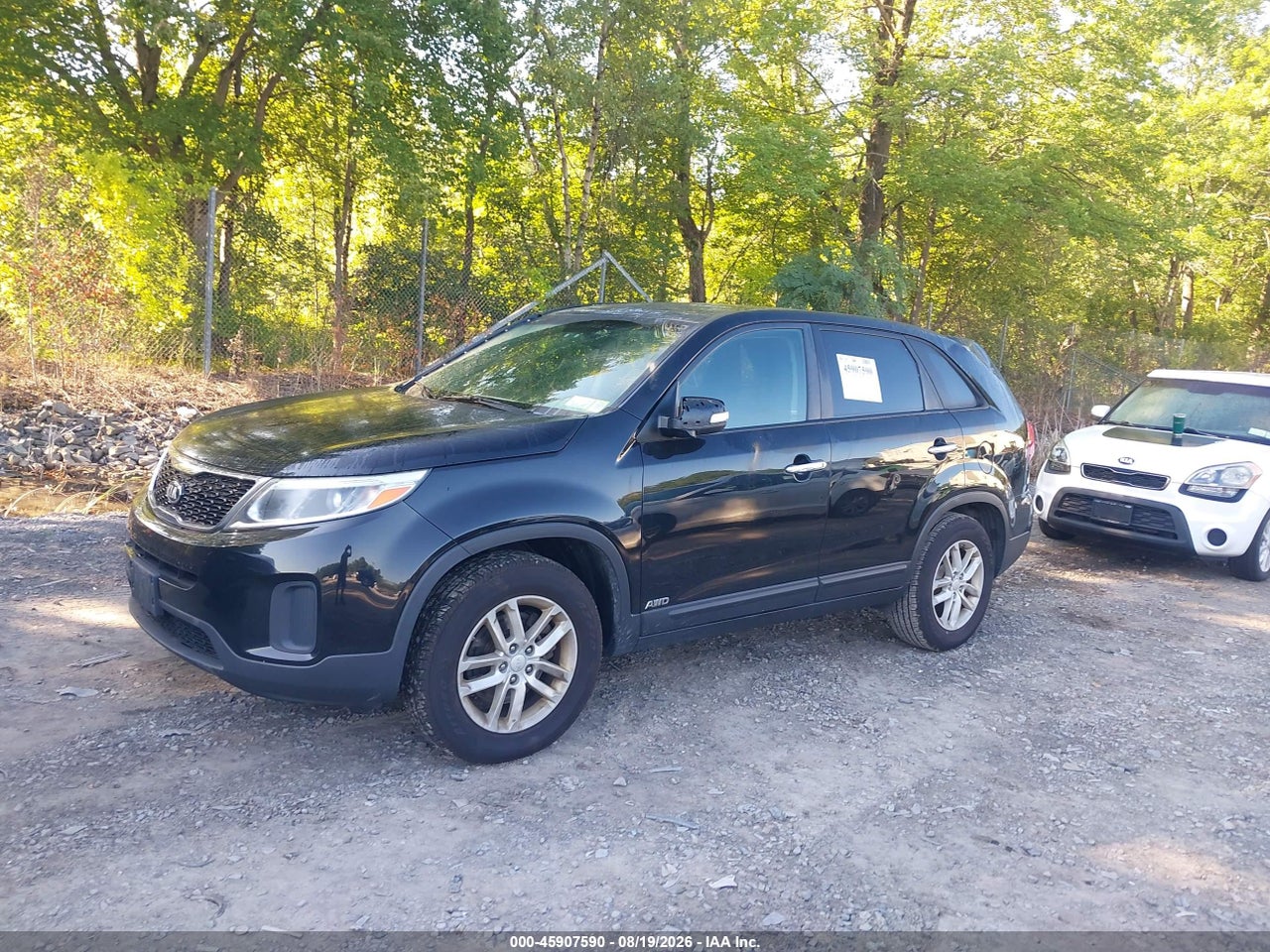 2015 KIA SORENTO LX · 2/11