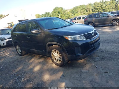 5XYKTCA62FG****** · 2015 KIA SORENTO LX