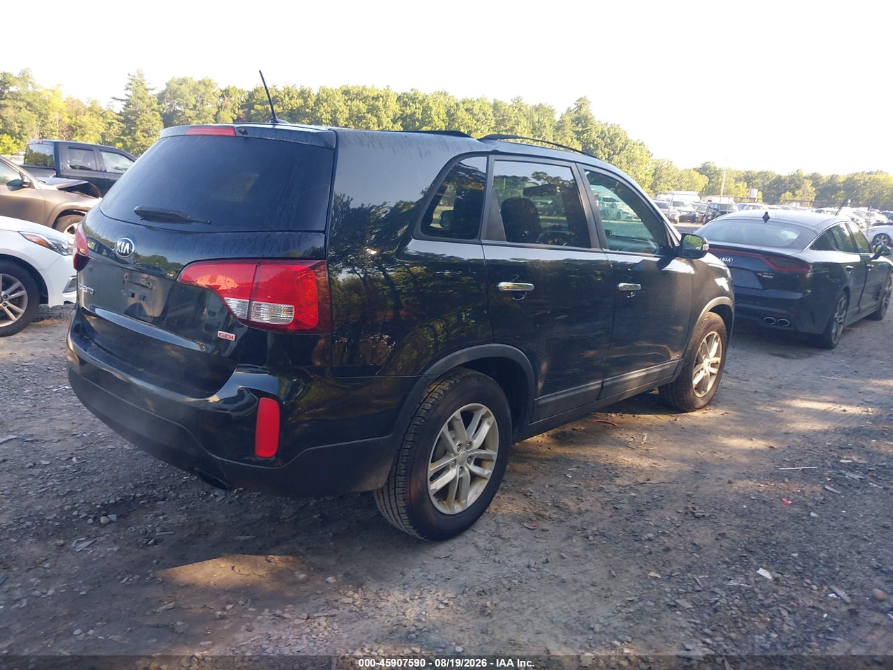 2015 KIA SORENTO LX · 4/11