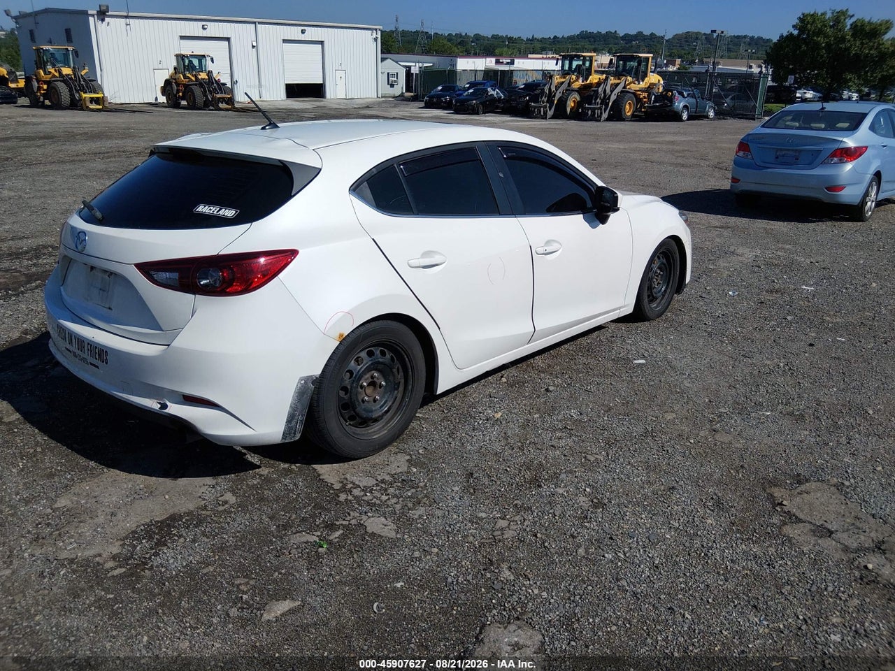 2017 MAZDA MAZDA3 TOURING 2.5 · 4/11