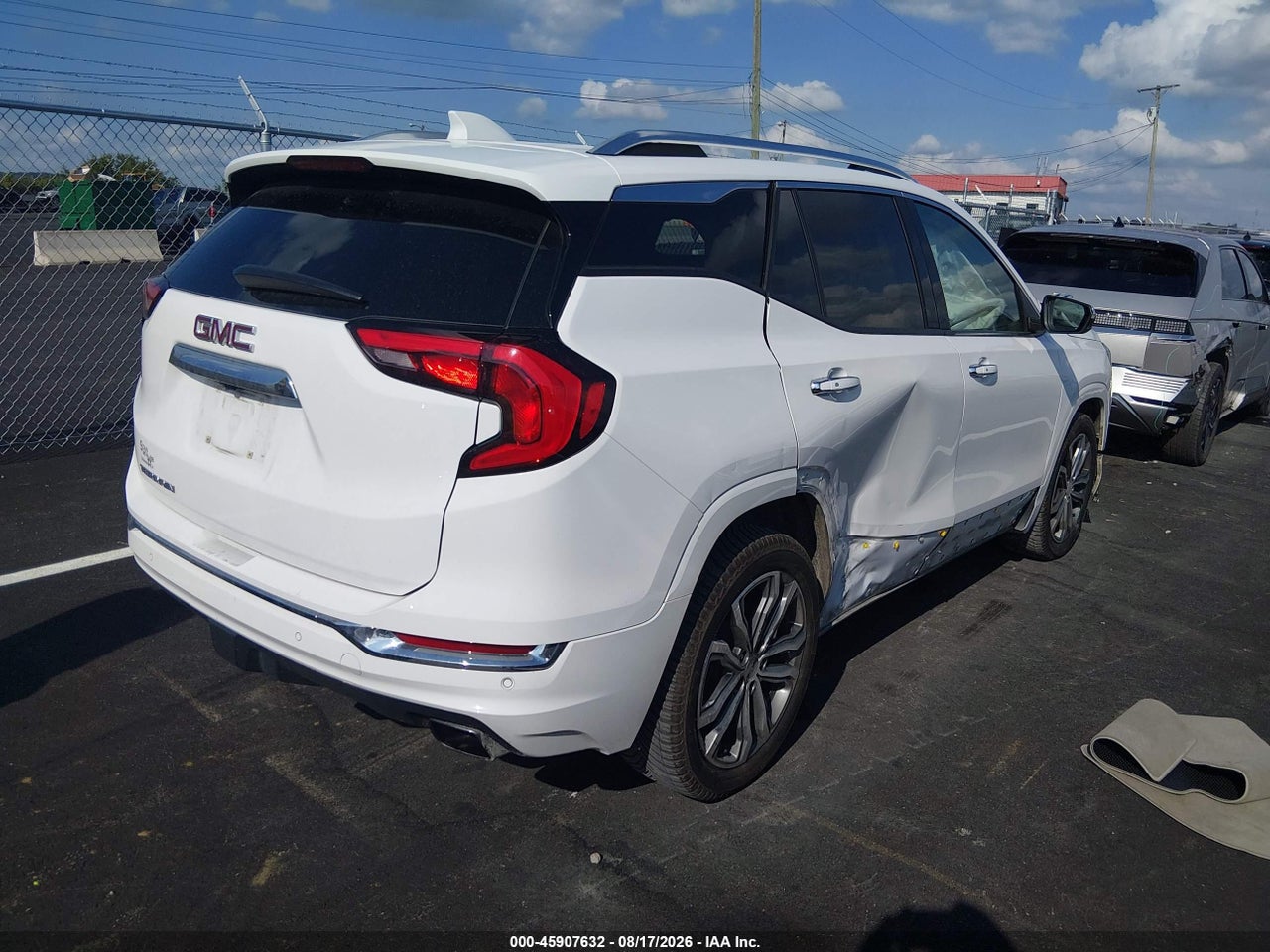 2020 GMC TERRAIN FWD DENALI · 4/11