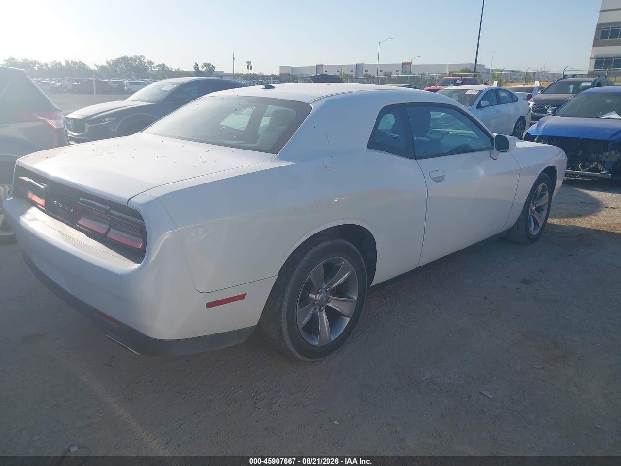 2017 DODGE CHALLENGER SXT · 4/11