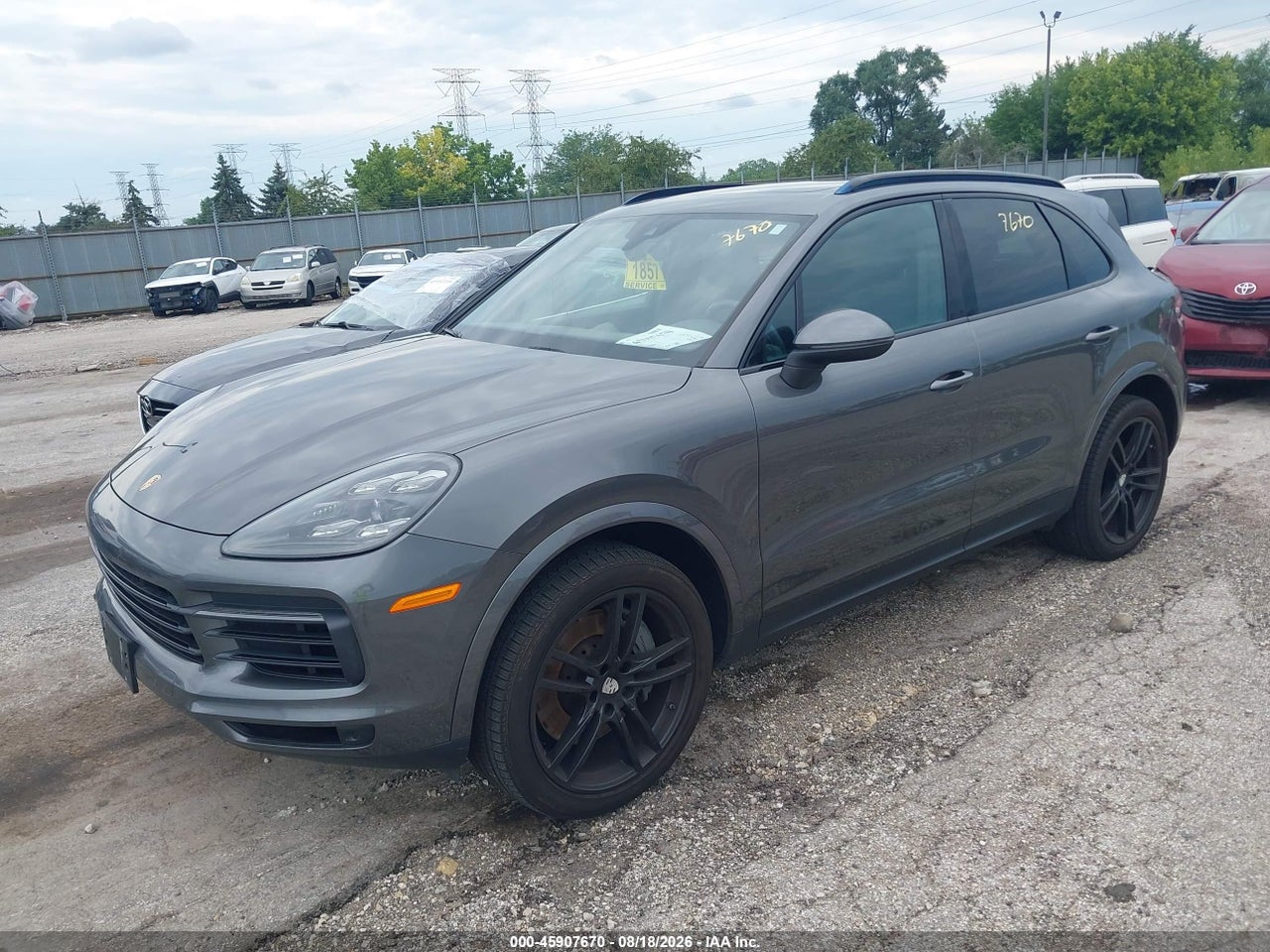 2019 PORSCHE CAYENNE S · 2/11