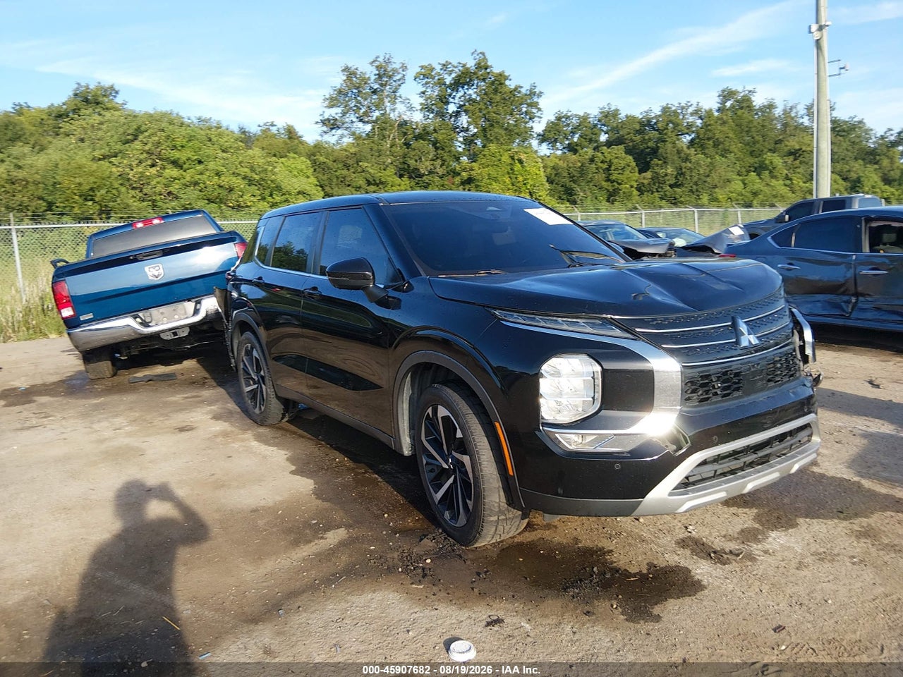 JA4J3UA83NZ****** · 2022 MITSUBISHI OUTLANDER BLACK EDITION 2WD/SE 2.5 2WD/SE LAUNCH EDITION 2WD