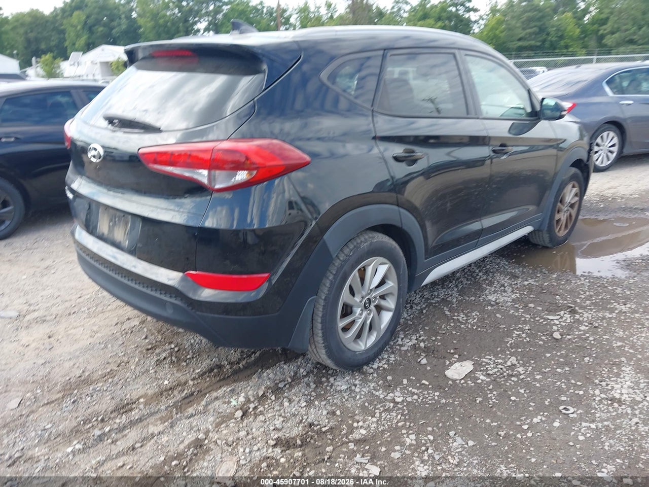 2017 HYUNDAI TUCSON SE PLUS · 4/11