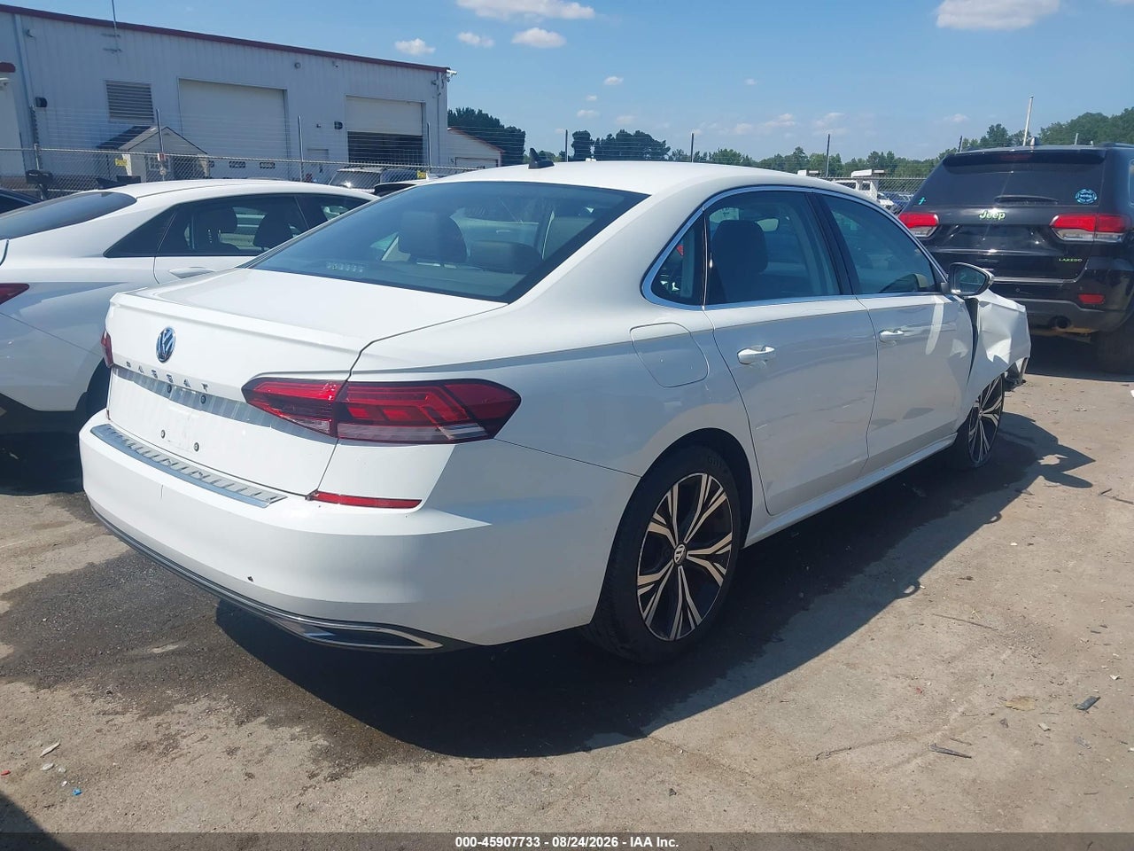2022 VOLKSWAGEN PASSAT 2.0T SE · 4/11