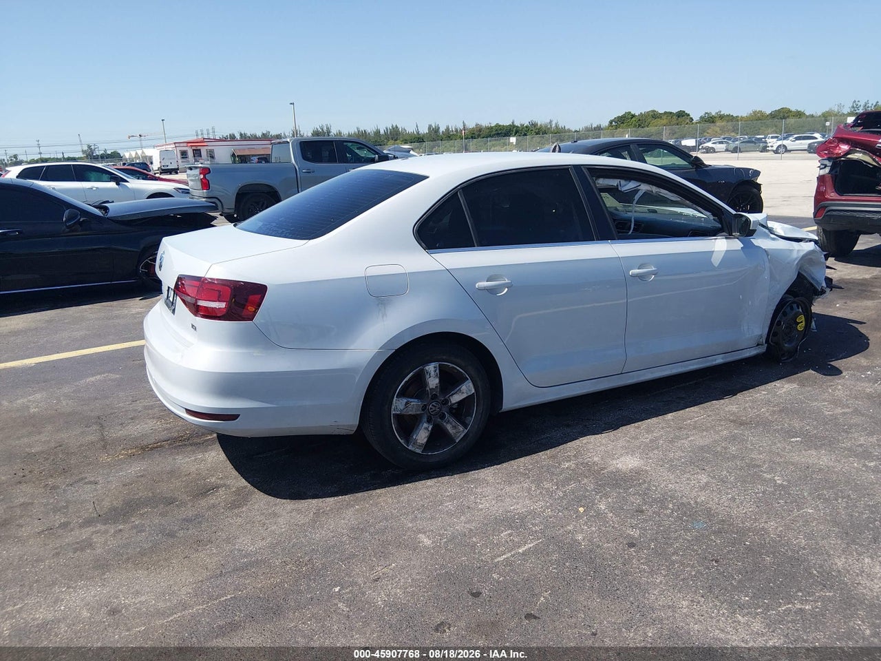2017 VOLKSWAGEN JETTA 1.4T S · 4/11