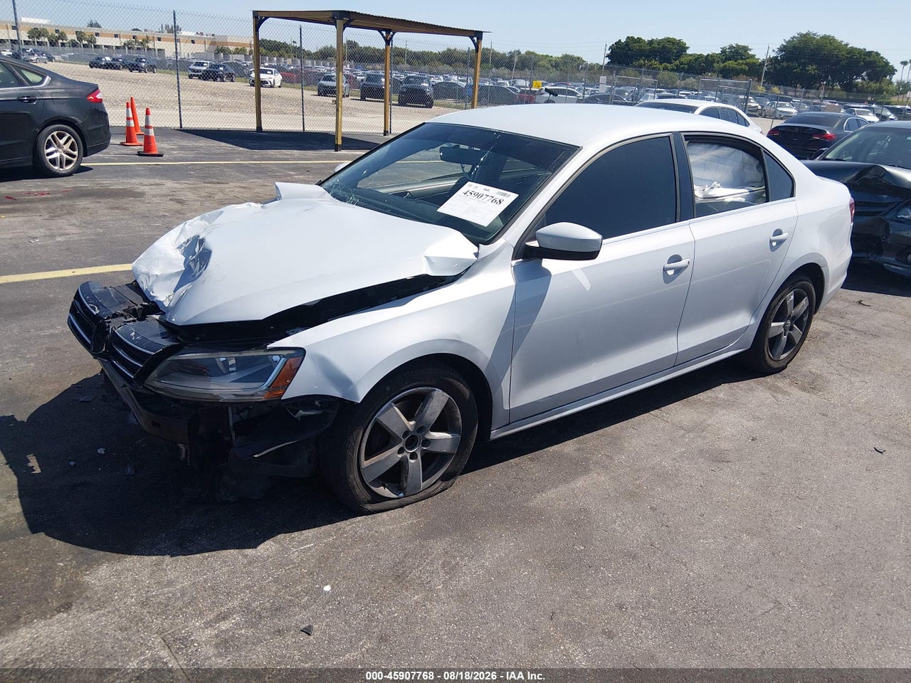 2017 VOLKSWAGEN JETTA 1.4T S · 2/11