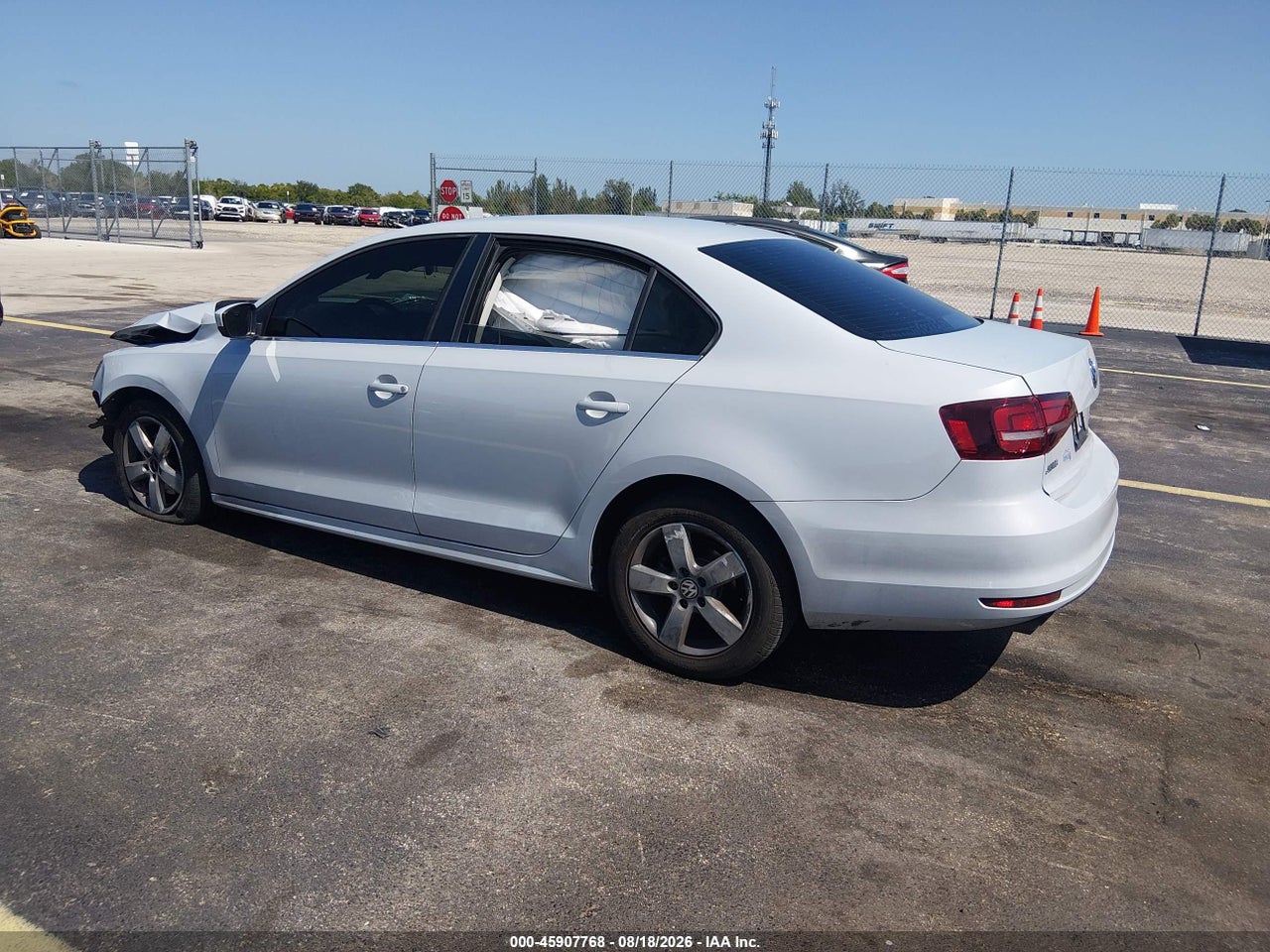 2017 VOLKSWAGEN JETTA 1.4T S · 3/11