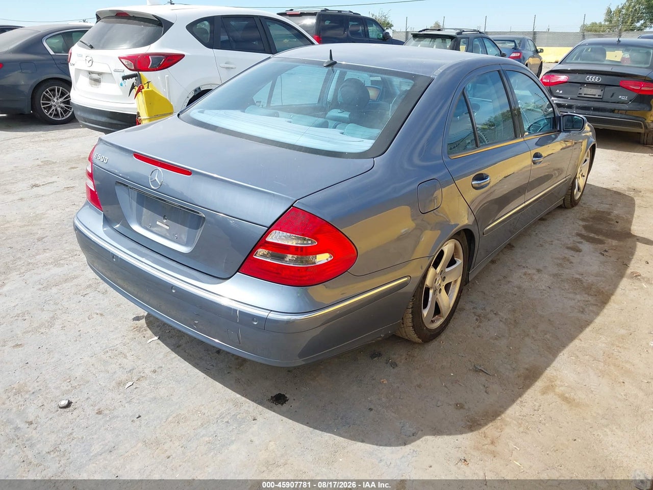 2003 MERCEDES-BENZ E 500   · 4/11