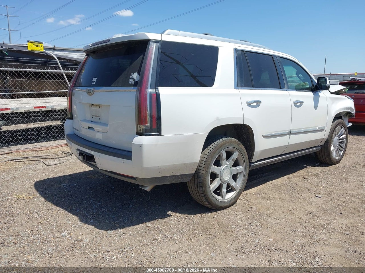 2016 CADILLAC ESCALADE PLATINUM · 4/11