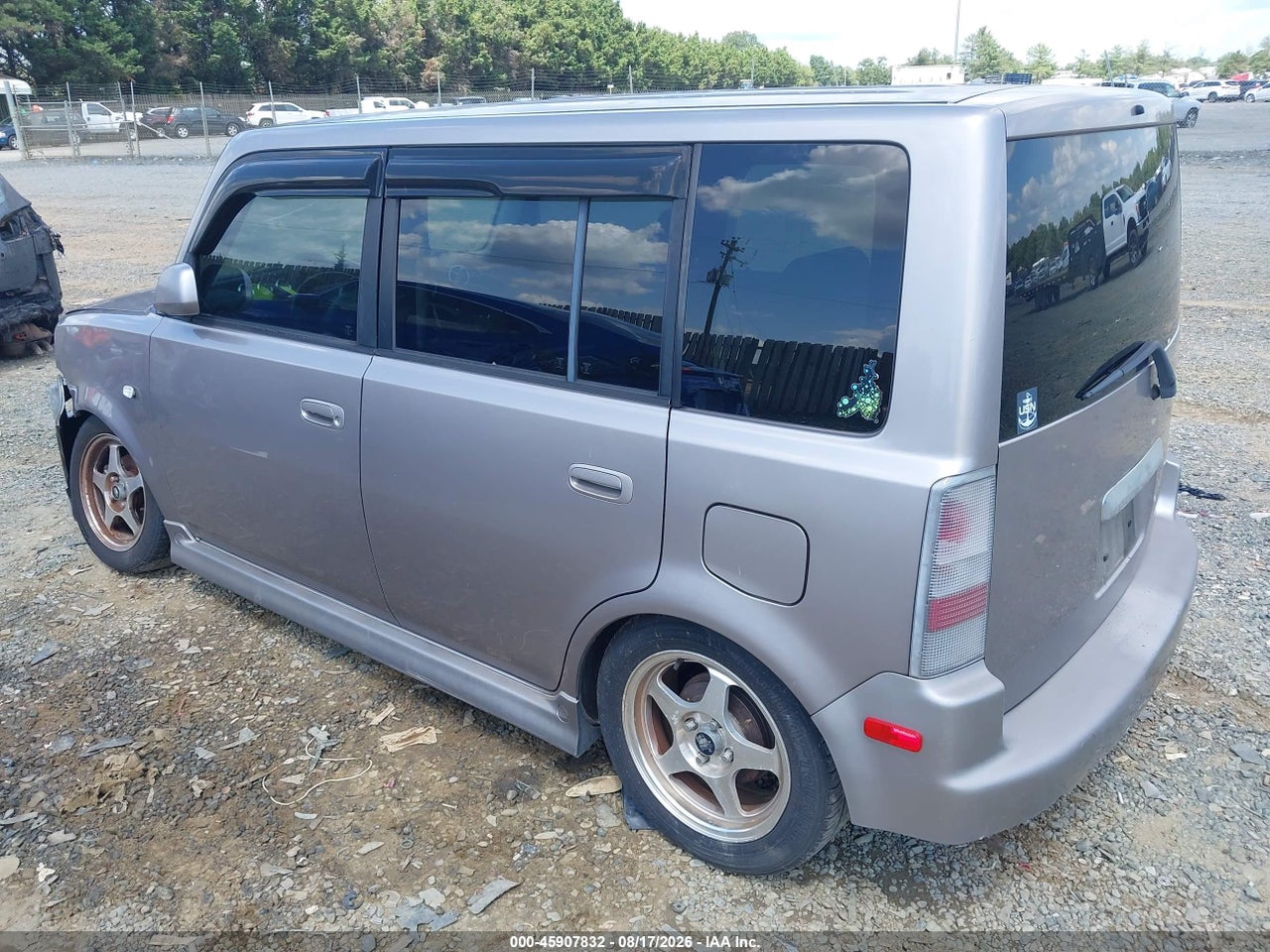 2004 SCION XB · 3/11