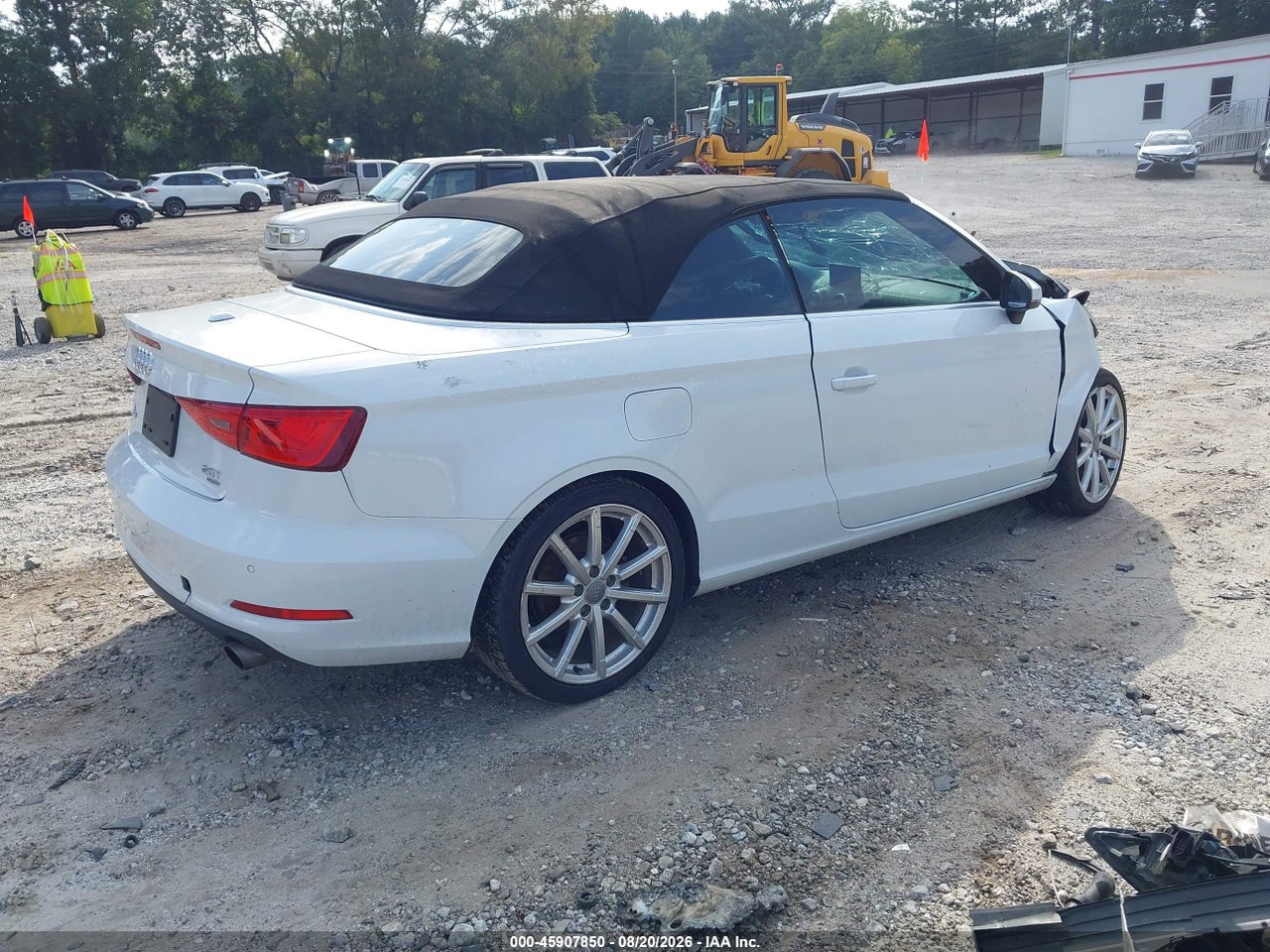 2015 AUDI A3 2.0T PREMIUM · 4/10