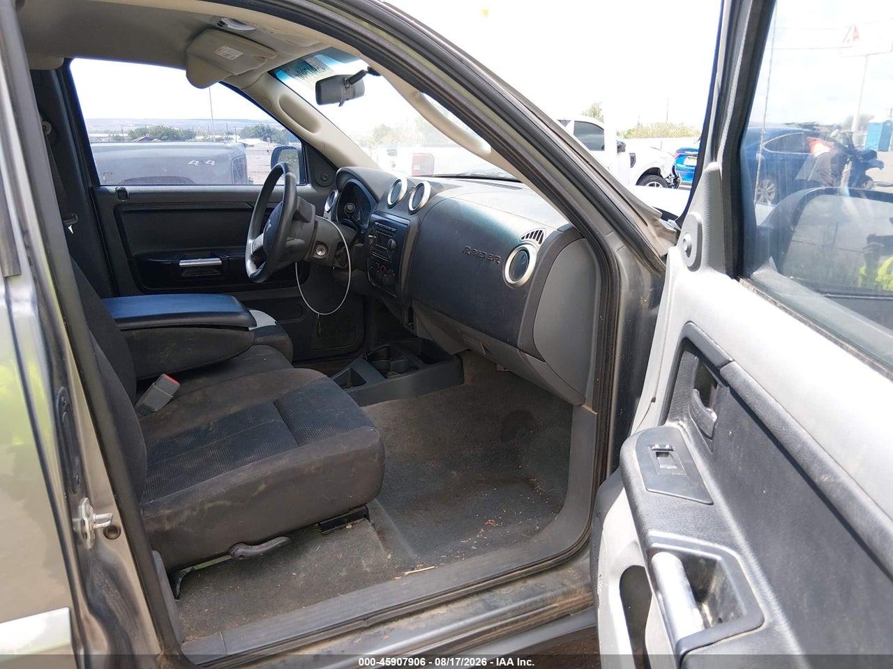 2007 MITSUBISHI RAIDER LS · 5/11