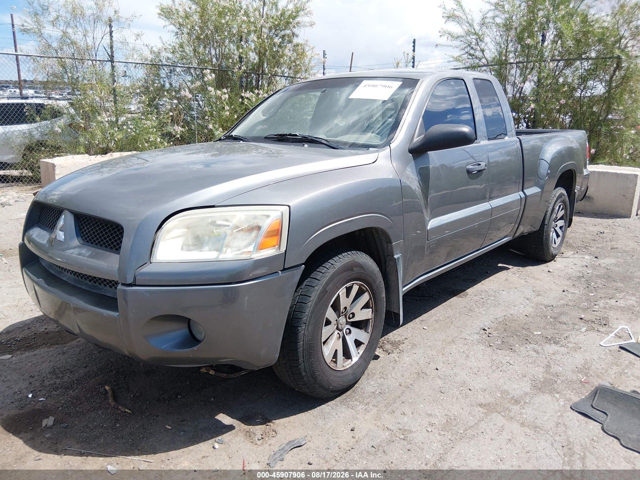 2007 MITSUBISHI RAIDER LS · 2/11