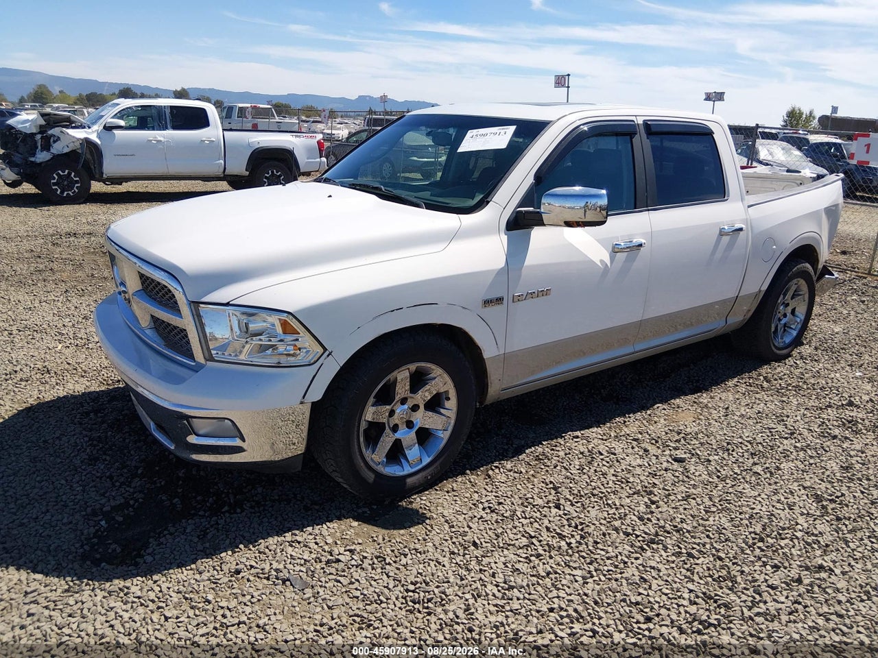 2009 DODGE RAM 1500 LARAMIE · 2/6