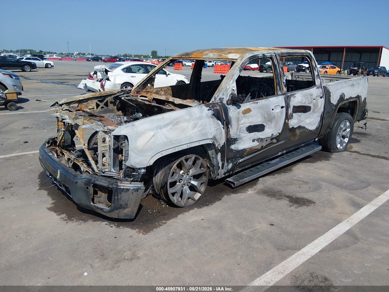 2014 GMC SIERRA 1500 SLT · 2/10
